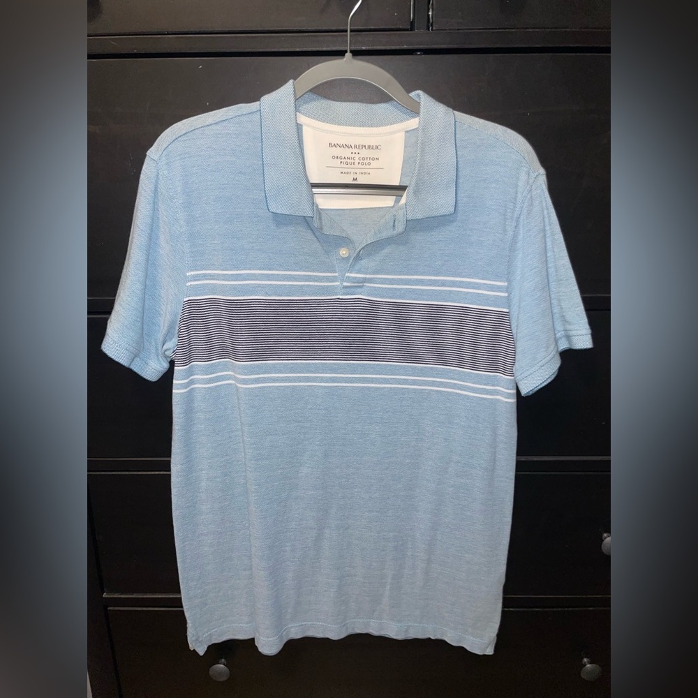 Banana Republic Light Blue Polo Men’s Medium